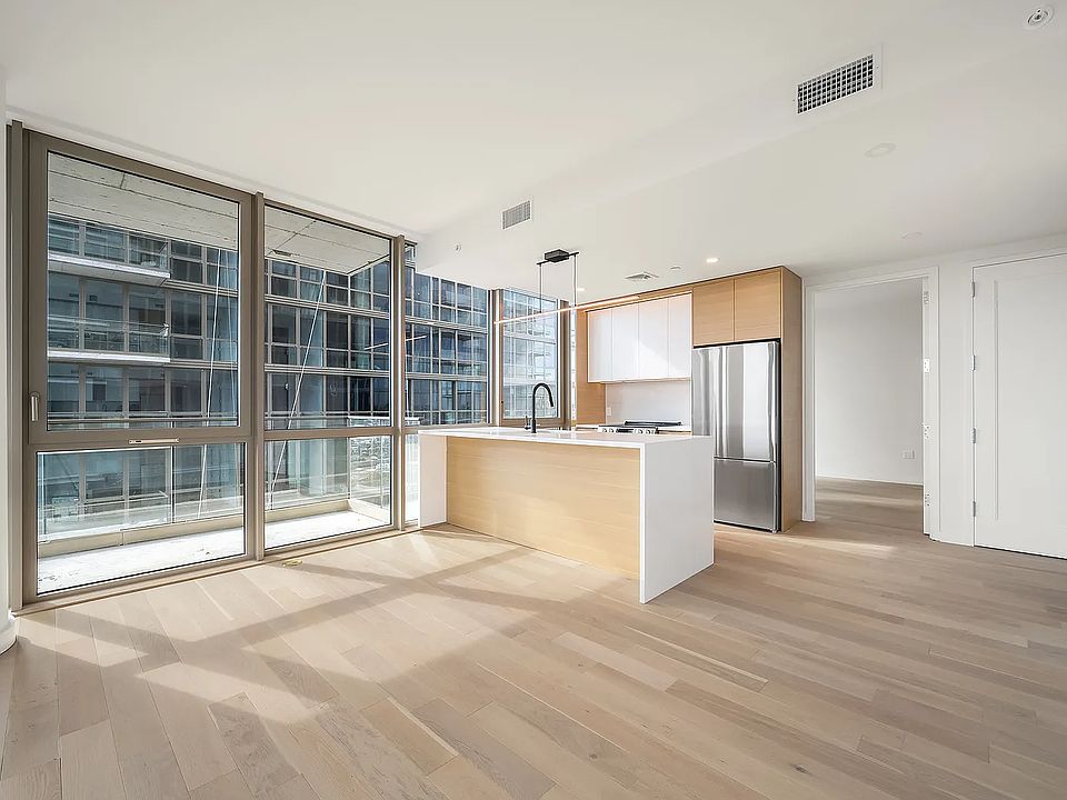 1st image of 395 Carroll St #604