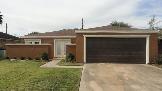 1st image of 2720 Mahan Dr