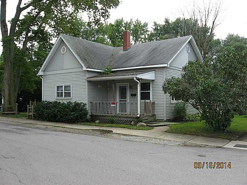 1st image of 597 Cherry St