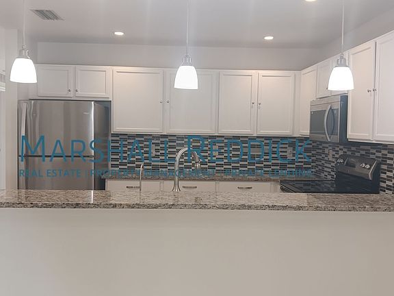 4th image of 723 Homer Ave S