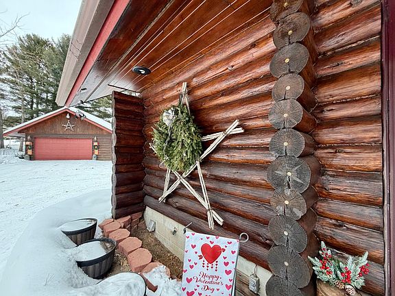 2nd image of 5638 Wood Park Dr