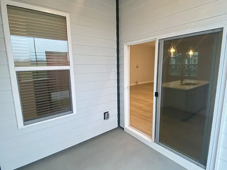 5765 Crevice Dr — Photo 15