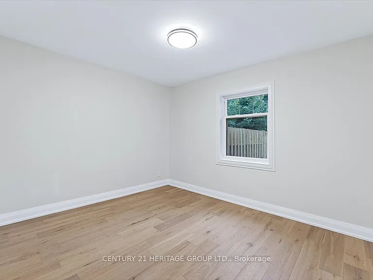 39 Reiner Rd #UPPER — Photo 23