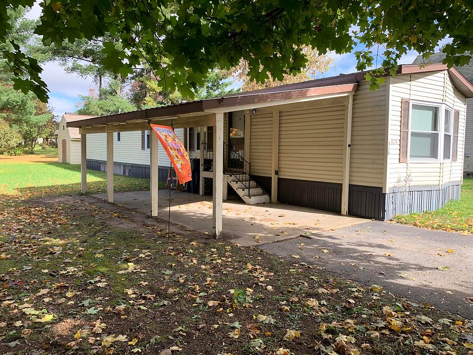 1st image of 315 4th St