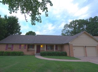 5888 S Irvington Ave, Tulsa, OK 74135