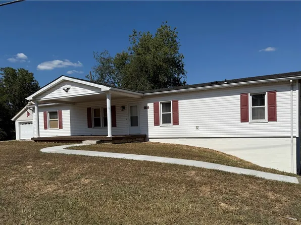 440 Woodvue Ln, Steubenville, OH 43953