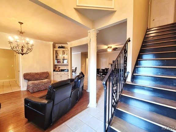 3rd image of 9831 Bent Brook Dr