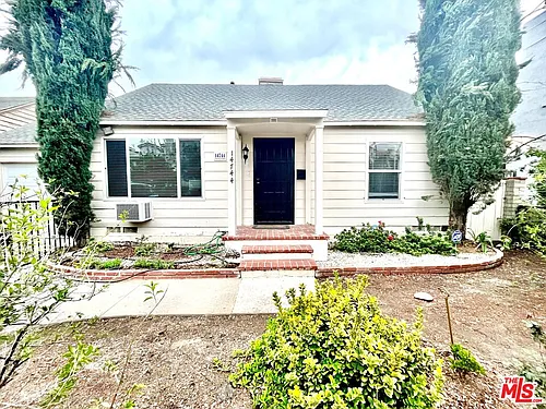 14744 Magnolia Blvd Photo 1