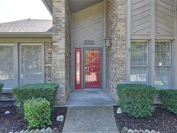 5th image of 6020 Daven Oaks Dr