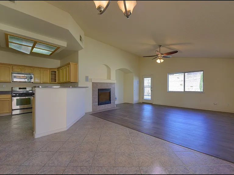 7077 Luz De Sol Dr — Photo 18