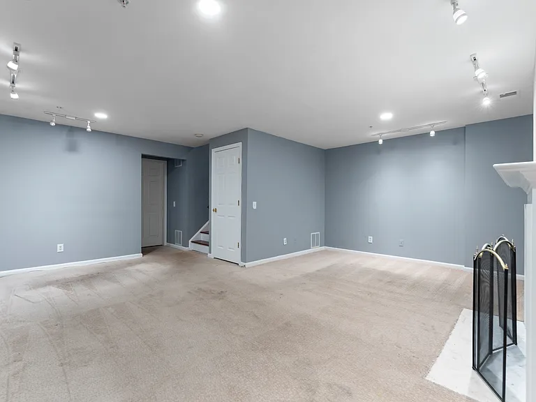 3336 Fordington Pl — Photo 36