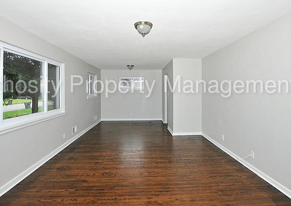 2nd image of 3956 Campbell Ave