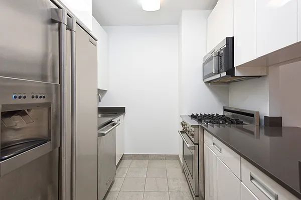 Rented by Douglas Elliman | media 8