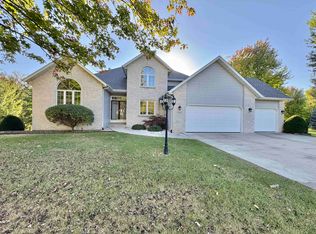 7803 Canterbury Ridge Dr, South Beloit, IL 61080