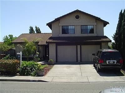 1st image of 305 Kingsly Ln