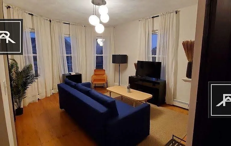103 Calumet St #1 — Photo 6