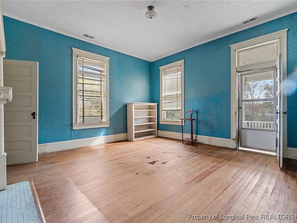 31st image of 205 N Vance St