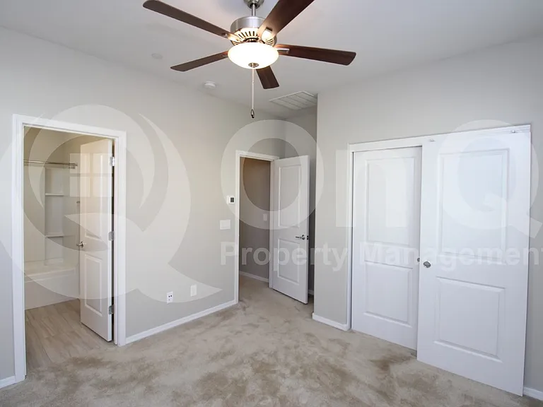 1731 E Dogwood Ln — Photo 6