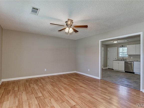 5th image of 2302 Deer Haven Dr