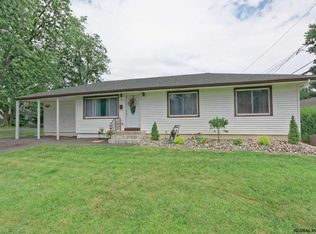 6 Clinton Rd, Latham, NY 12110