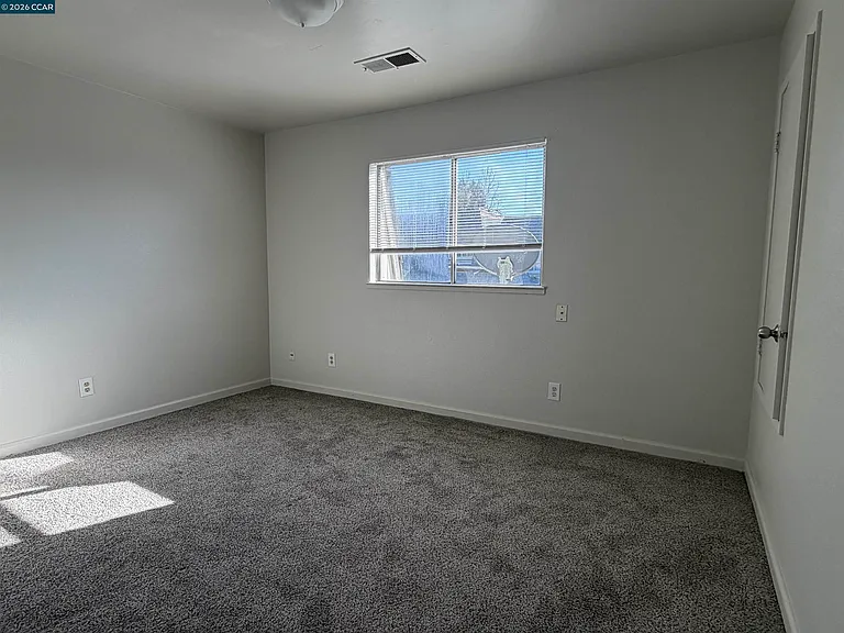 1648 W North Bear Creek Dr — Photo 17