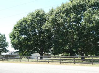 12687 New Wehdem Rd, Brenham, TX 77833