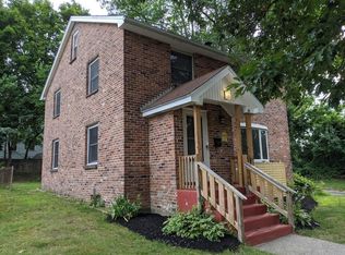 93 Wolcott St, Springfield, MA 01104