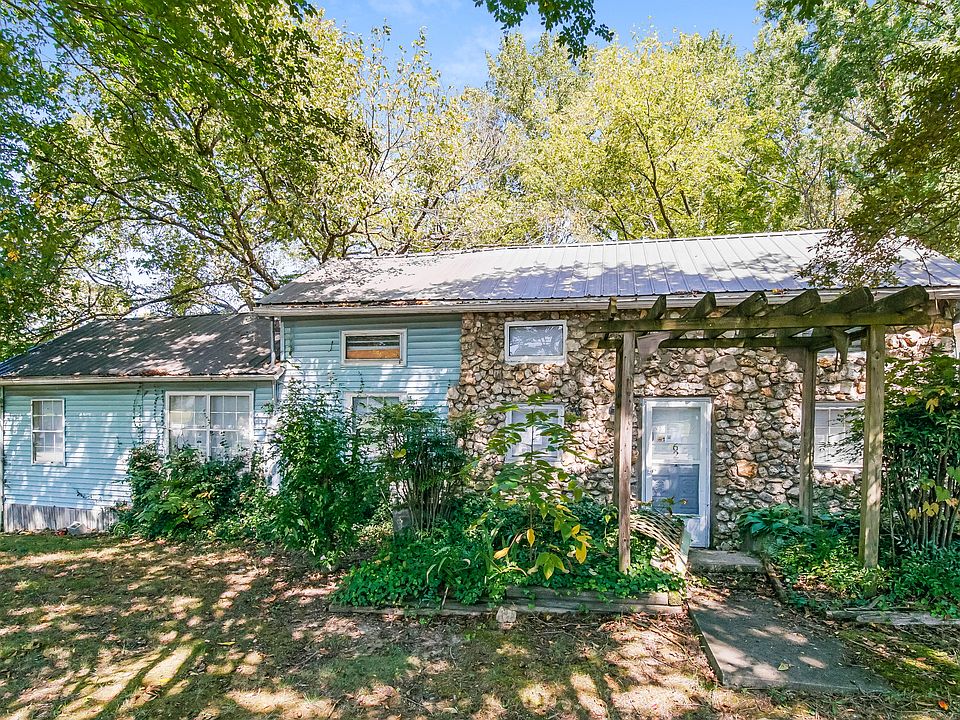 1st image of 621 Murray Dr