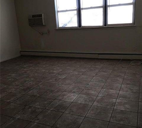 5th image of 15327 78th St APT B