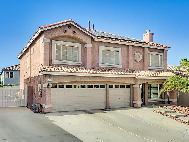 9748 Cathedral Stairs Ct — Photo 2