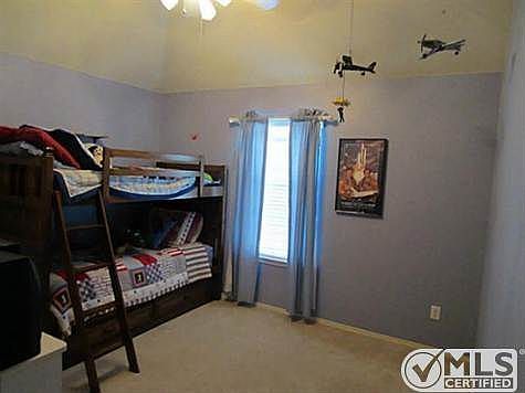 4th image of 3813 Menard Dr