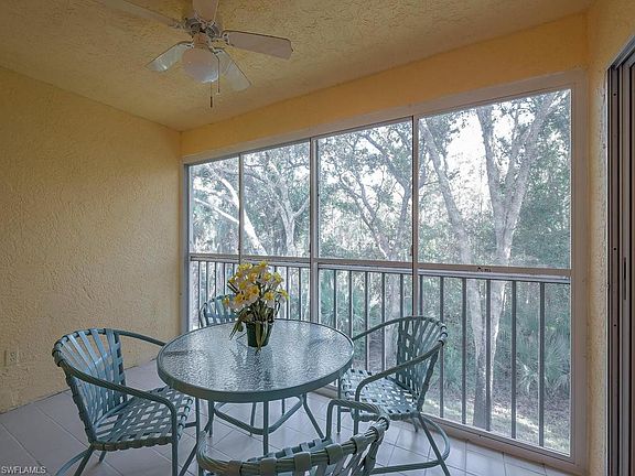 2nd image of 765 Wiggins Lake Dr #3-202