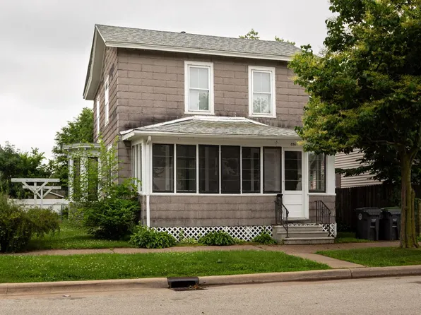 524 Division STREET, La Crosse, WI 54601