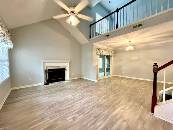 902 Shoreline Poin, Newport News, VA 23602