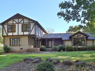2012 Lansbury Ct, Snellville, GA 30078