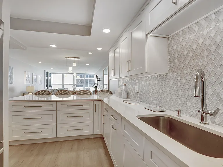 2175 S Ocean Blvd #304 — Photo 6