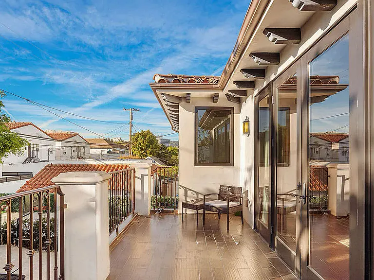 333 S Canon Dr — Photo 20
