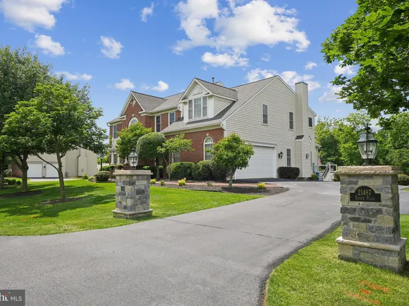 21487 Estate Pl, Ashburn, VA 20147