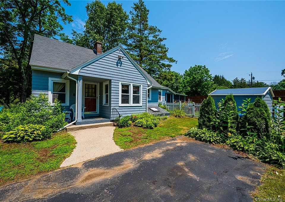 6 Ledyard Ln, Gales Ferry, CT 06335 MLS 170418422 Zillow