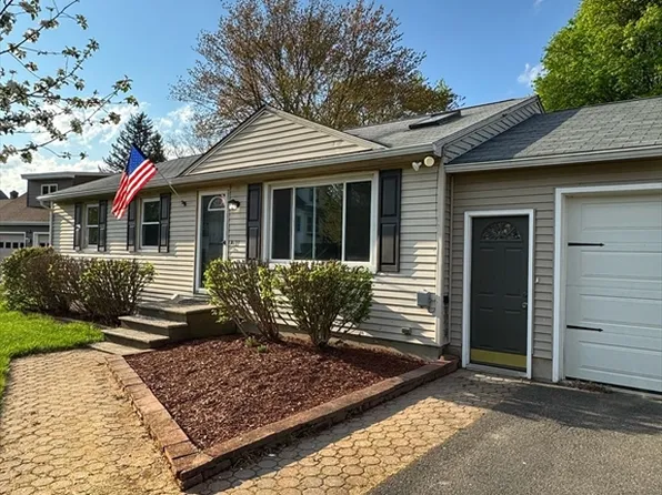 33 Pershing Ave, South Hadley, MA 01075