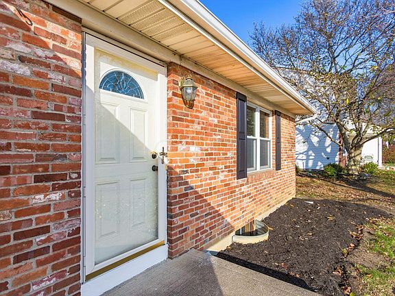 5th image of 3232 Cranston Dr