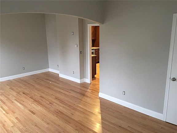 4th image of 14 Hepburn St