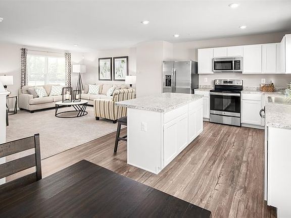2nd image of 176 Gallant Fox Dr Lot 140