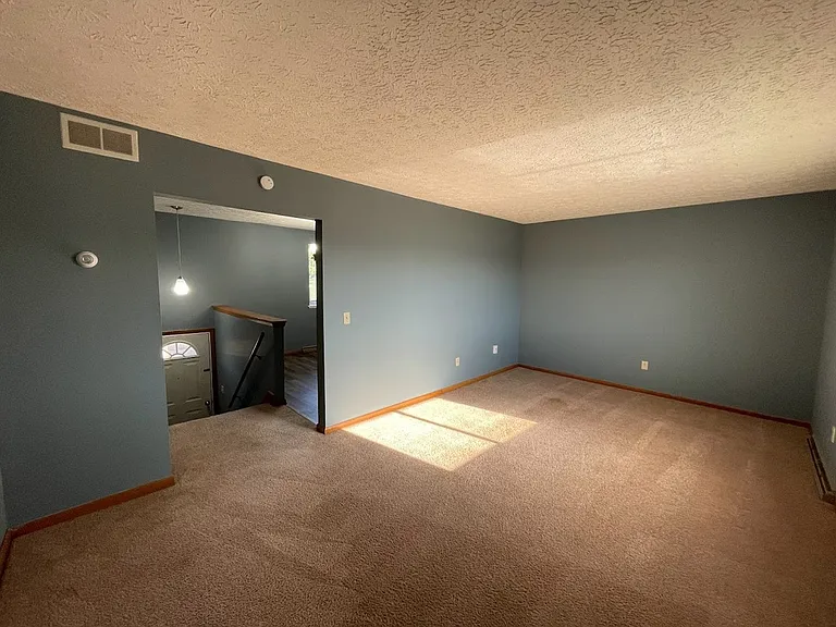 419 Austin Ave NW — Photo 6