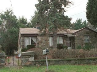 69 Alba Ave, Bridgeport, CT 06610