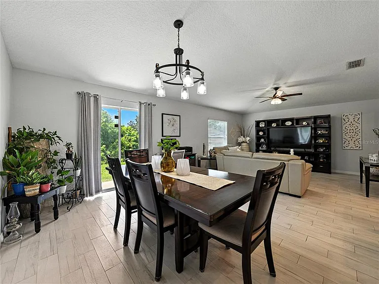 149 Cascade Bend Dr — Photo 18