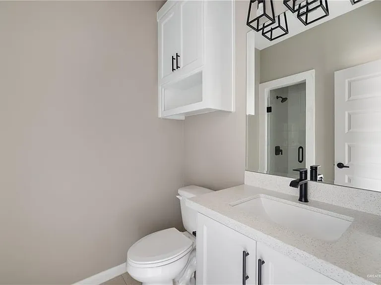 2202 N Hester St #4 — Photo 10