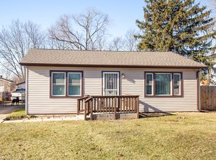 8306 Menard Ave, Burbank, IL