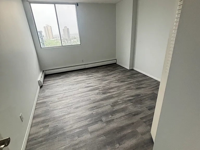 12121 Jasper Ave NW #1401 — Photo 10