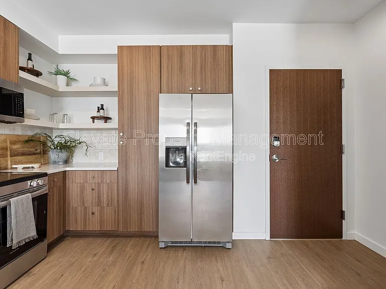 The E at 1016 NW 67th Street — Photo 52